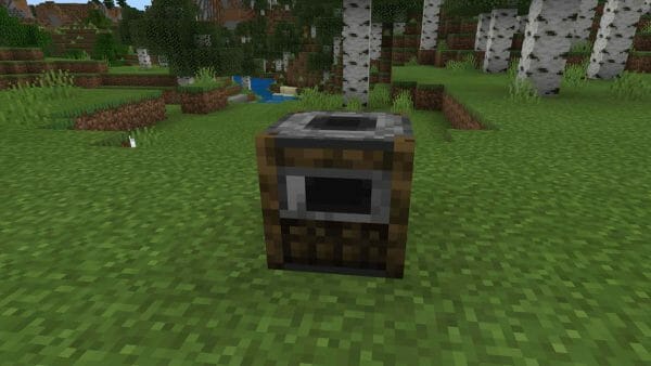 How to Make a Smoker in Minecraft - 1